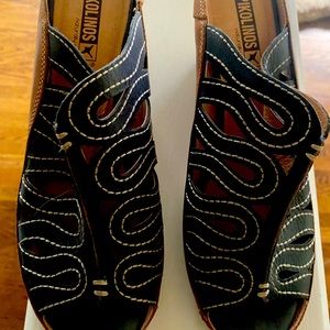 Brand new blue Pikolinos mules.